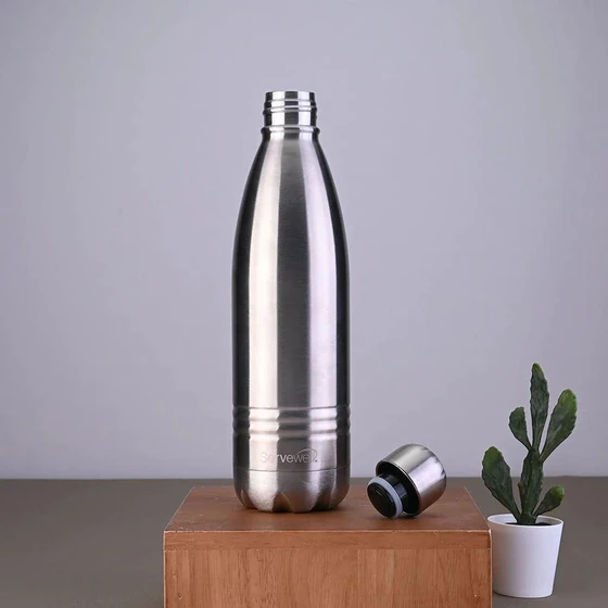 silver-vacuum-bottle-1.webp