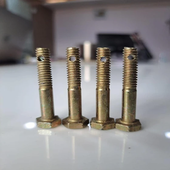 fan-bolt-2.webp