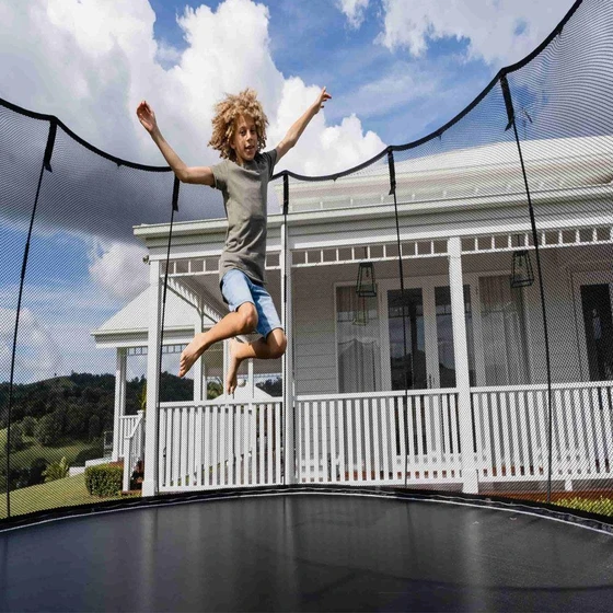 polyester-outdoor-trampoline-1.webp