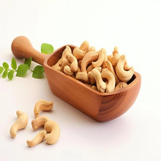 white-organic-cashew-2.webp