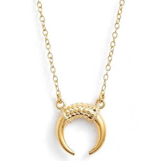 fancy-horn-necklace-2.webp