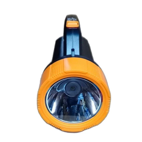 plastic-led-flashlight-2.webp