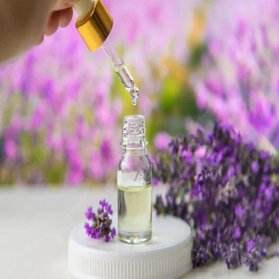 liquid-lavender-oil-2.webp