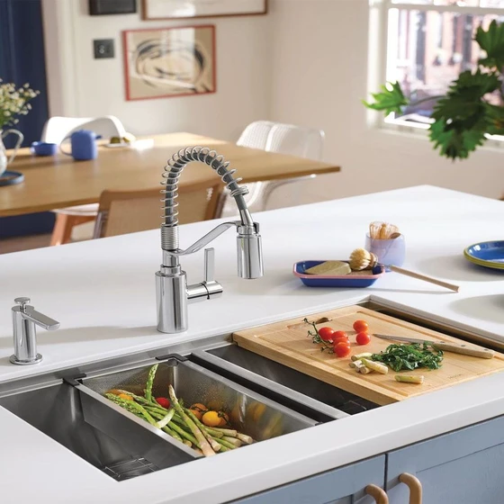 modern-kitchen-sink-1.webp