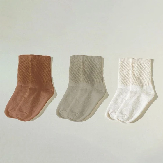 cotton-natural-socks-2.webp