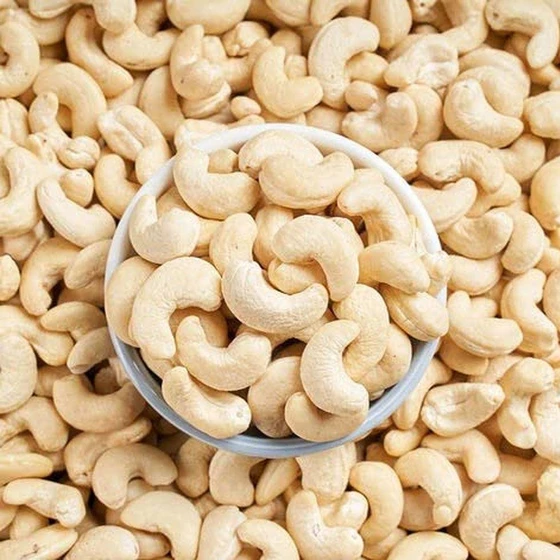 cashew-tanzanian-nuts-1.webp