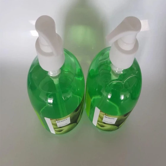 green-liquid-hand-wash-2.webp