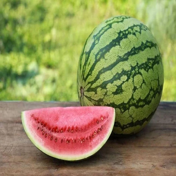 organic-watermelon-fruit-2.webp