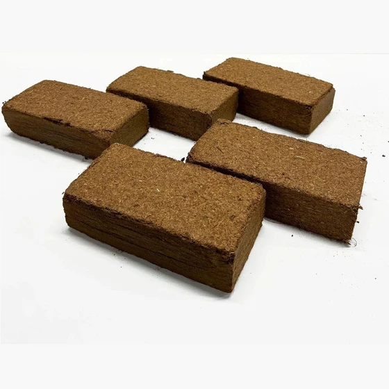 coconut-coir-brick-1.webp
