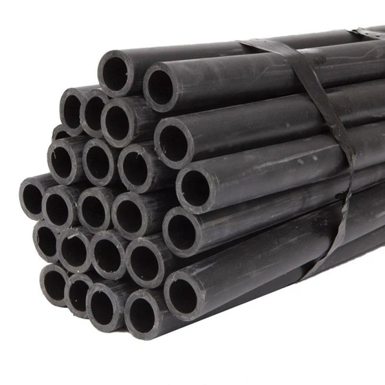 black-seamless-pipes-1.webp