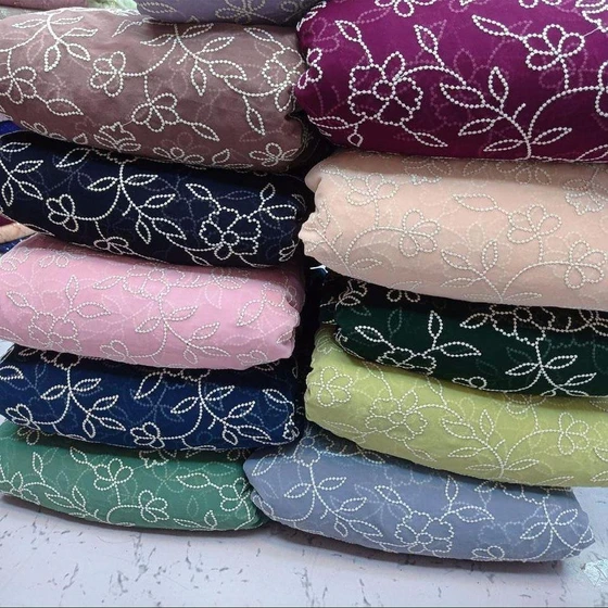 georgette-embroidery-fabric-1.webp