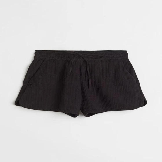 black-cotton-shorts-2.webp