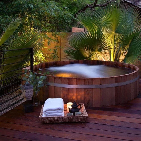 outdoor-spa-tub-2.webp