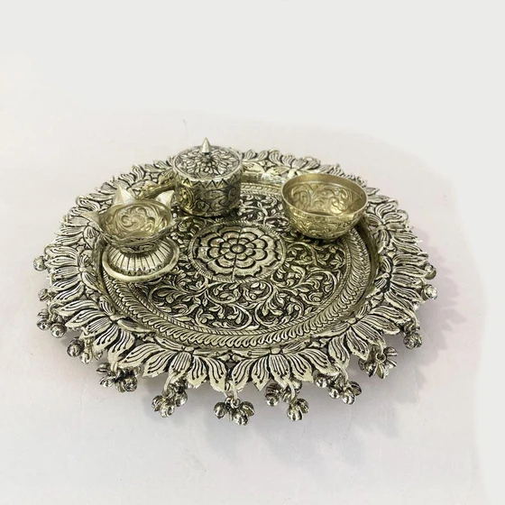 silver-pooja-thali-1.webp
