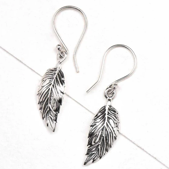 leaf-sterling-silver-earring-2.webp