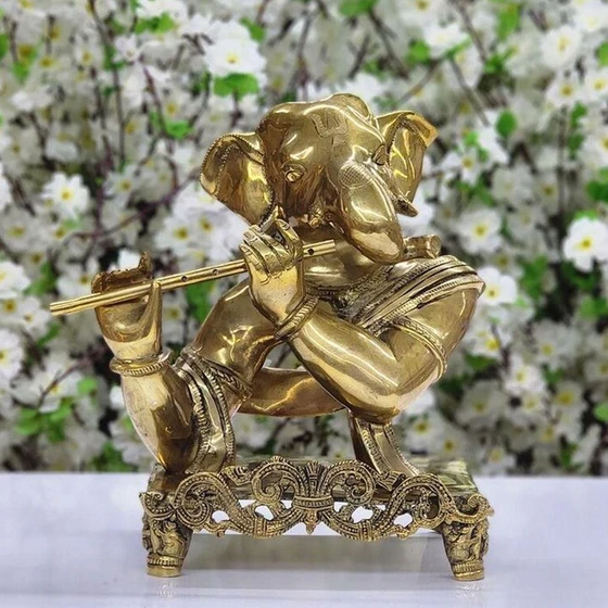 modern-brass-ganesha-2.webp