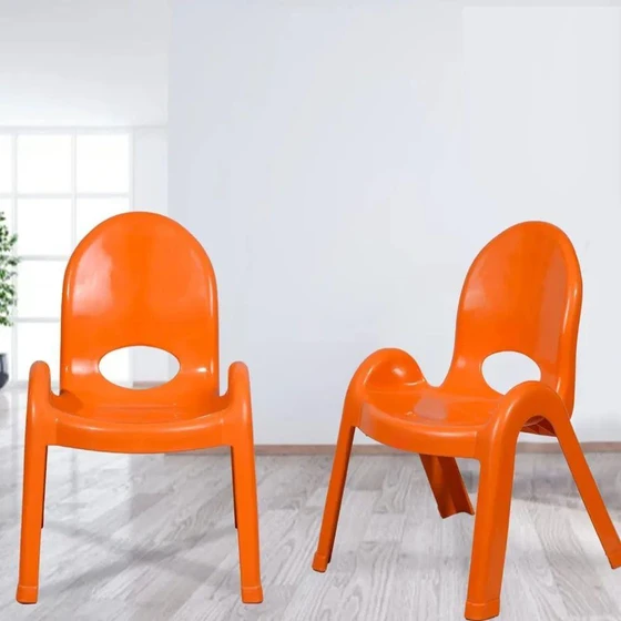 plastic-strong-chairs-2.webp
