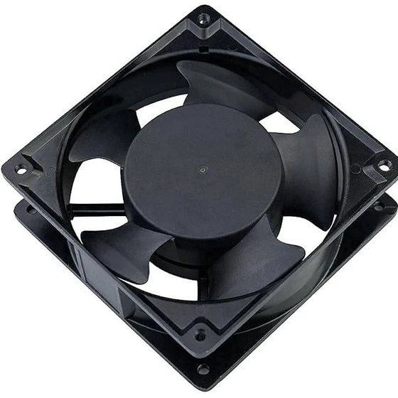 axial-black-ac-fan-1.webp