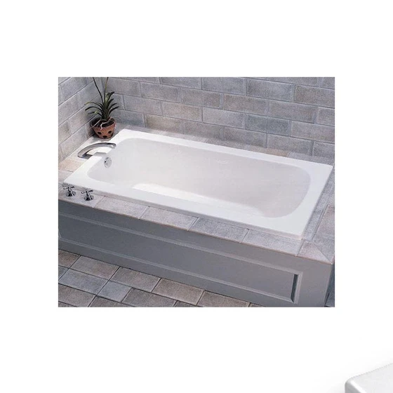 white-ceramic-bathtub-2.webp