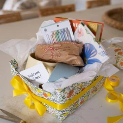 Gift Packaging Basket