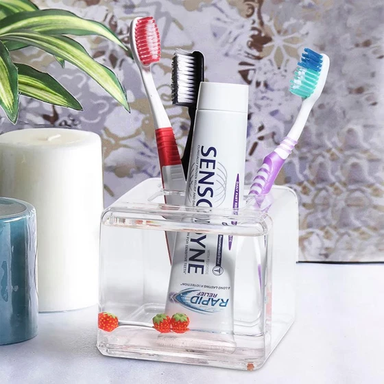acrylic-toothbrush-holder-1.webp