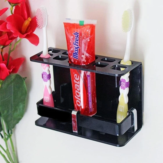 acrylic-toothbrush-holder-2.webp