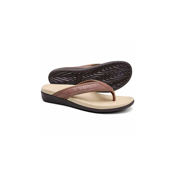 comfortable-cushioned-footbed-2.webp