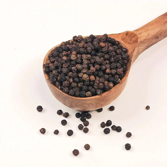dried-black-pepper-2.webp