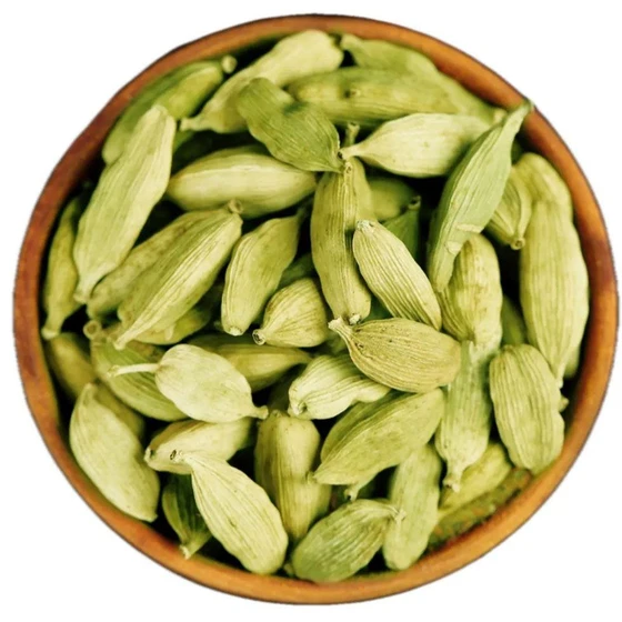 green-cardamom-2.webp