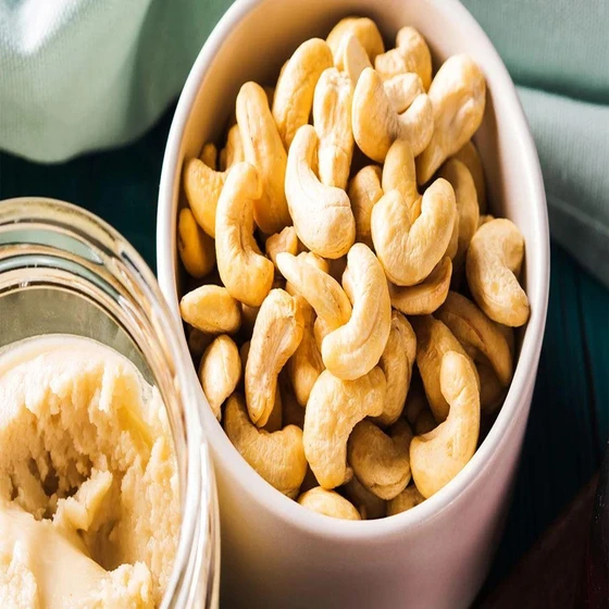 healthy-cashew-nuts-1.webp