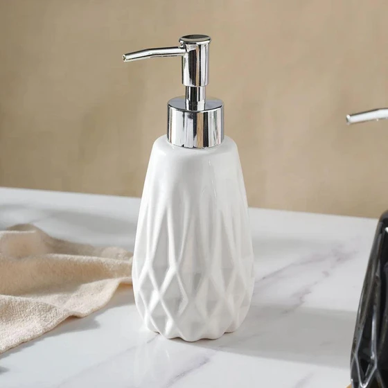 hand-soap-dispenser-1.webp