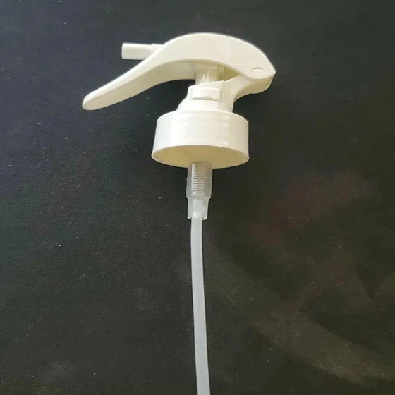 plastic-mist-sprayer-2.webp