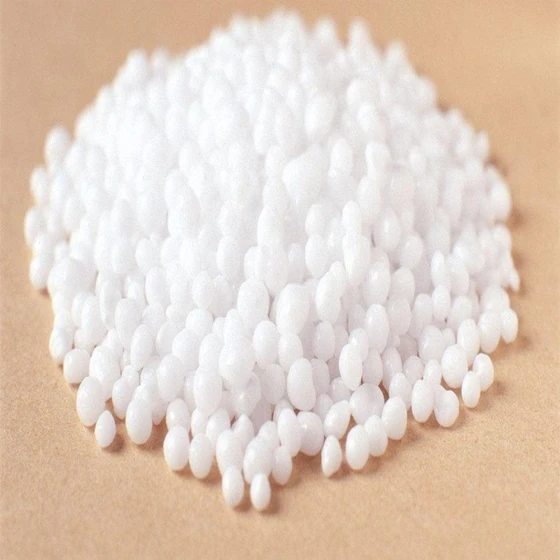 white-urea-fertilizer-1.webp