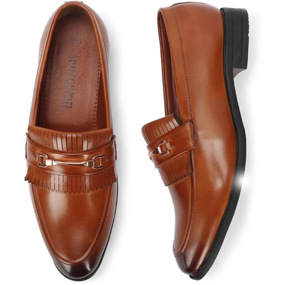 casual-leather-loafers-2.webp