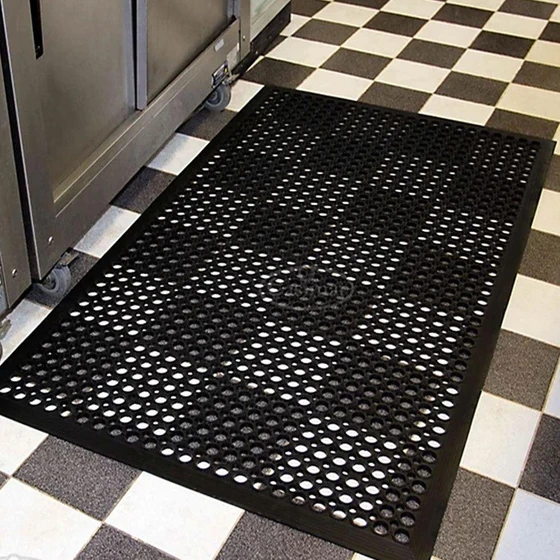 rubber-restaurant-mats-2.webp