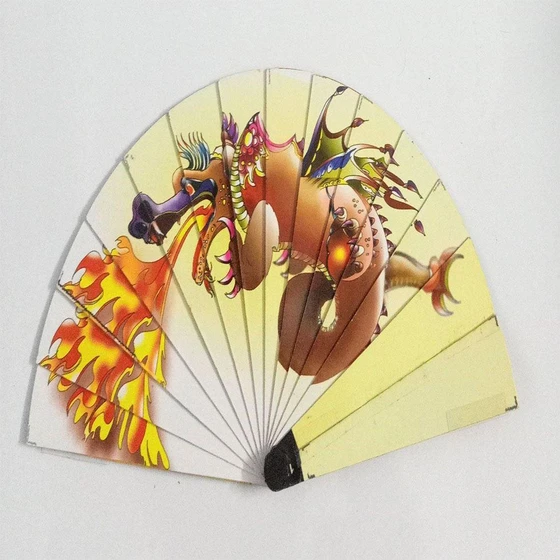 dragon-small-fan-2.webp