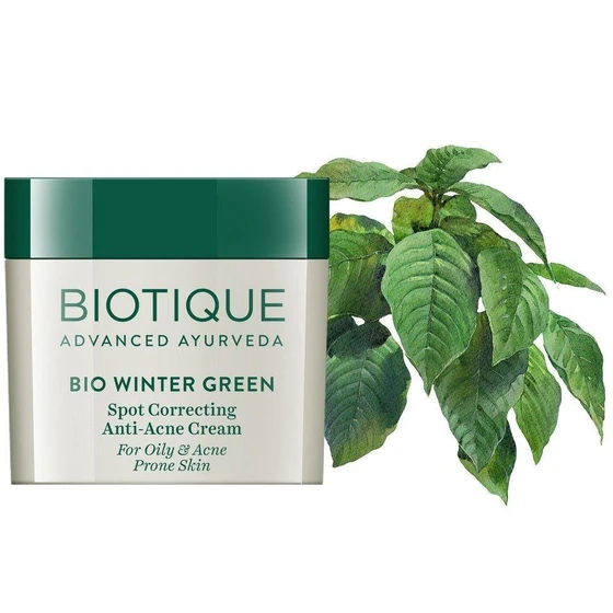 biotique-bio-winter-green-2.webp