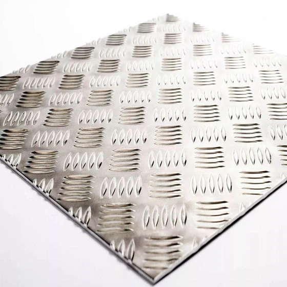 aluminium-checker-plate-1.webp