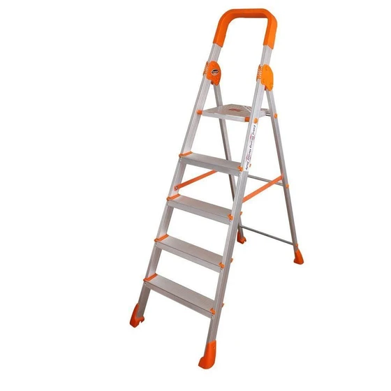 titanium-aluminium-ladder-1.webp