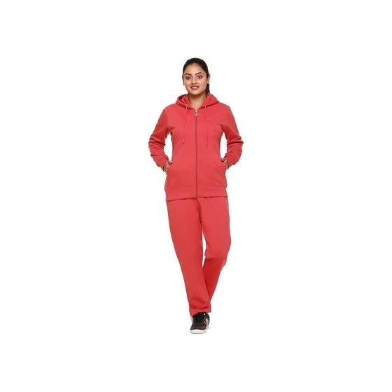 winter-track-suit-1.webp