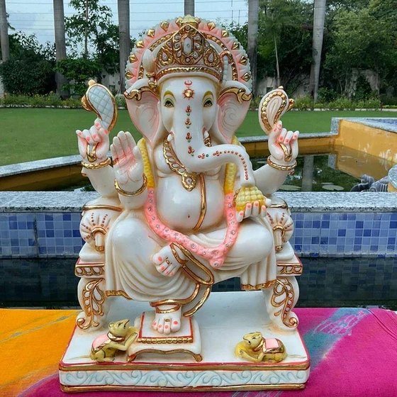 lord-ganesha-statue-1.webp