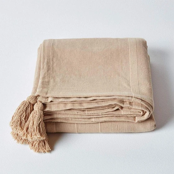 plain-cotton-throw-2.webp