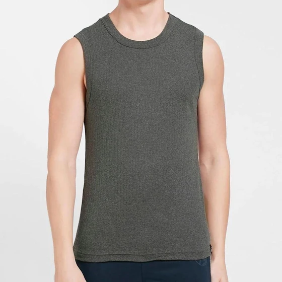 muscle-tee-vest-2.webp