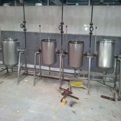 Steam Cooking Vessel