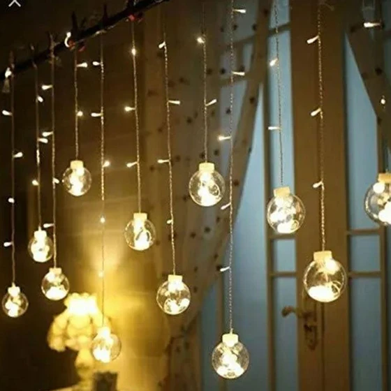 ball-led-curtain-light-1.webp