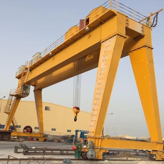 goliath-industrial-crane-2.webp