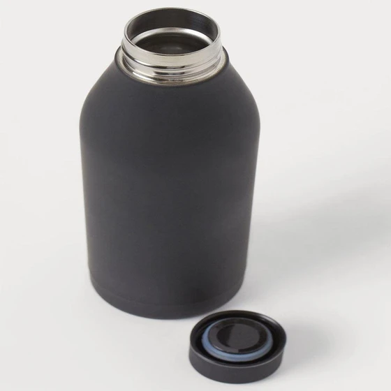 black-steel-bottle-1.webp