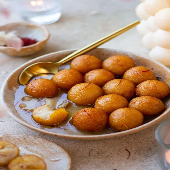 gulab-jamun-1.webp