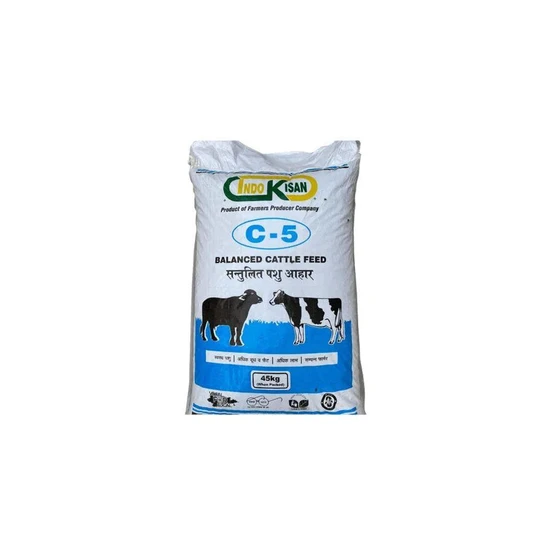 cattle-protein-feed-2.webp