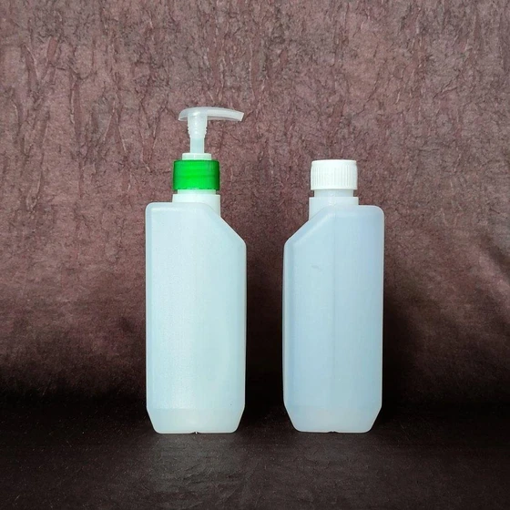 sanitizer-hdpe-bottle-1.webp